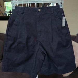 NWT Liz Claiborne Sz 4 care free wrinkle free blue short